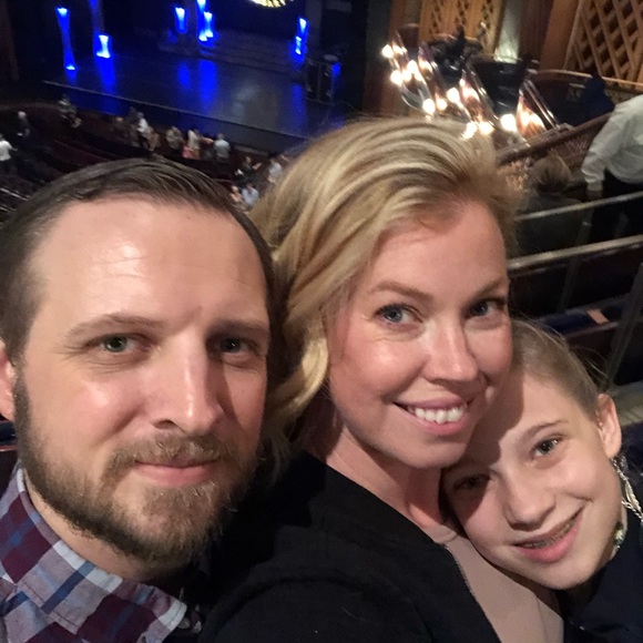 Meet your Posher, Elizabeth - Picture 8 of 16